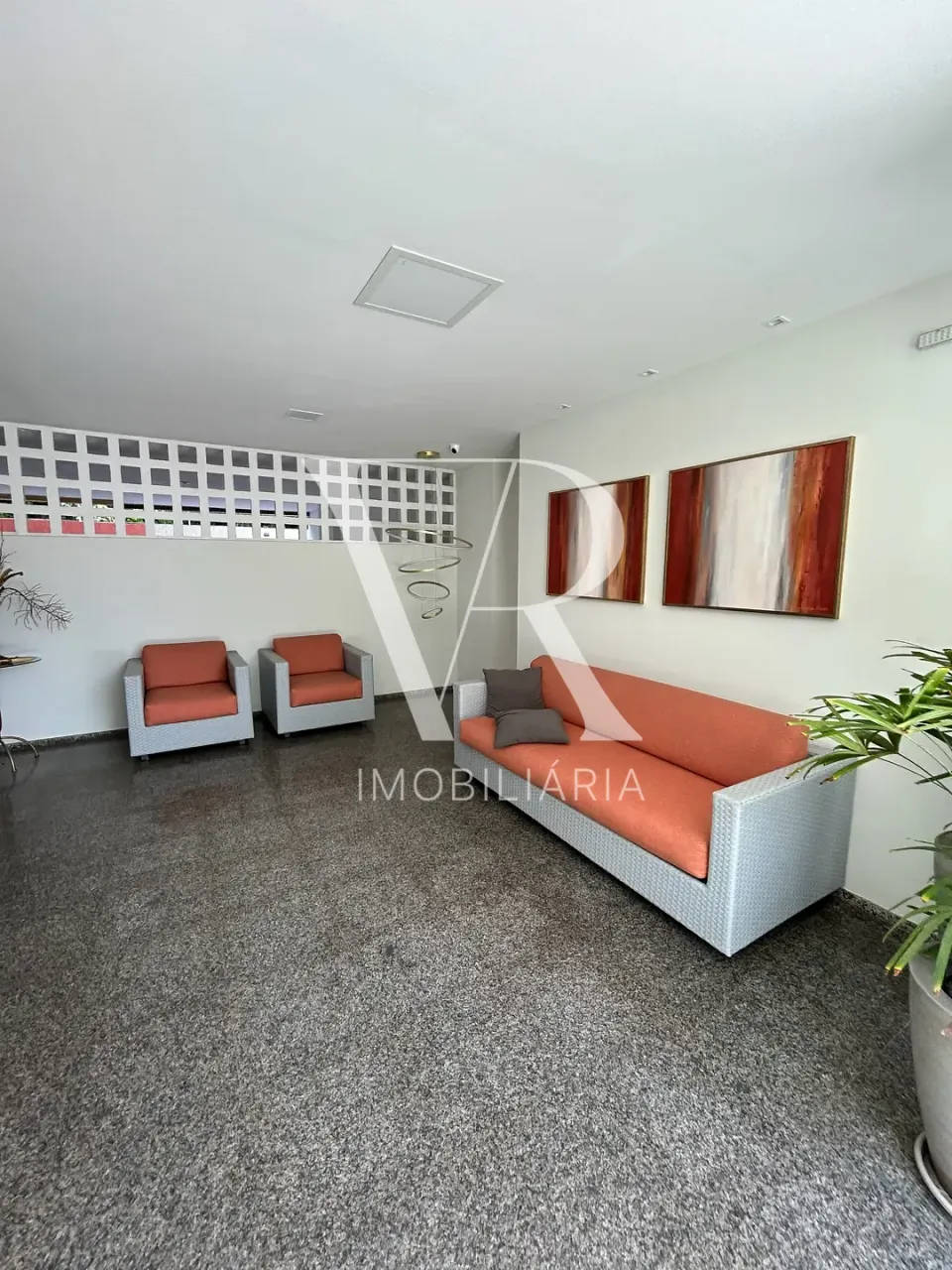 Penthouse with 4 en-suite bedrooms and 3 parking spots — photo 10