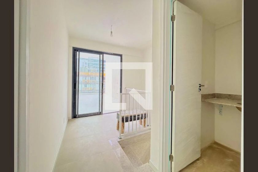 Квартира 155 м² з 4 спальнями та балконом — photo 25