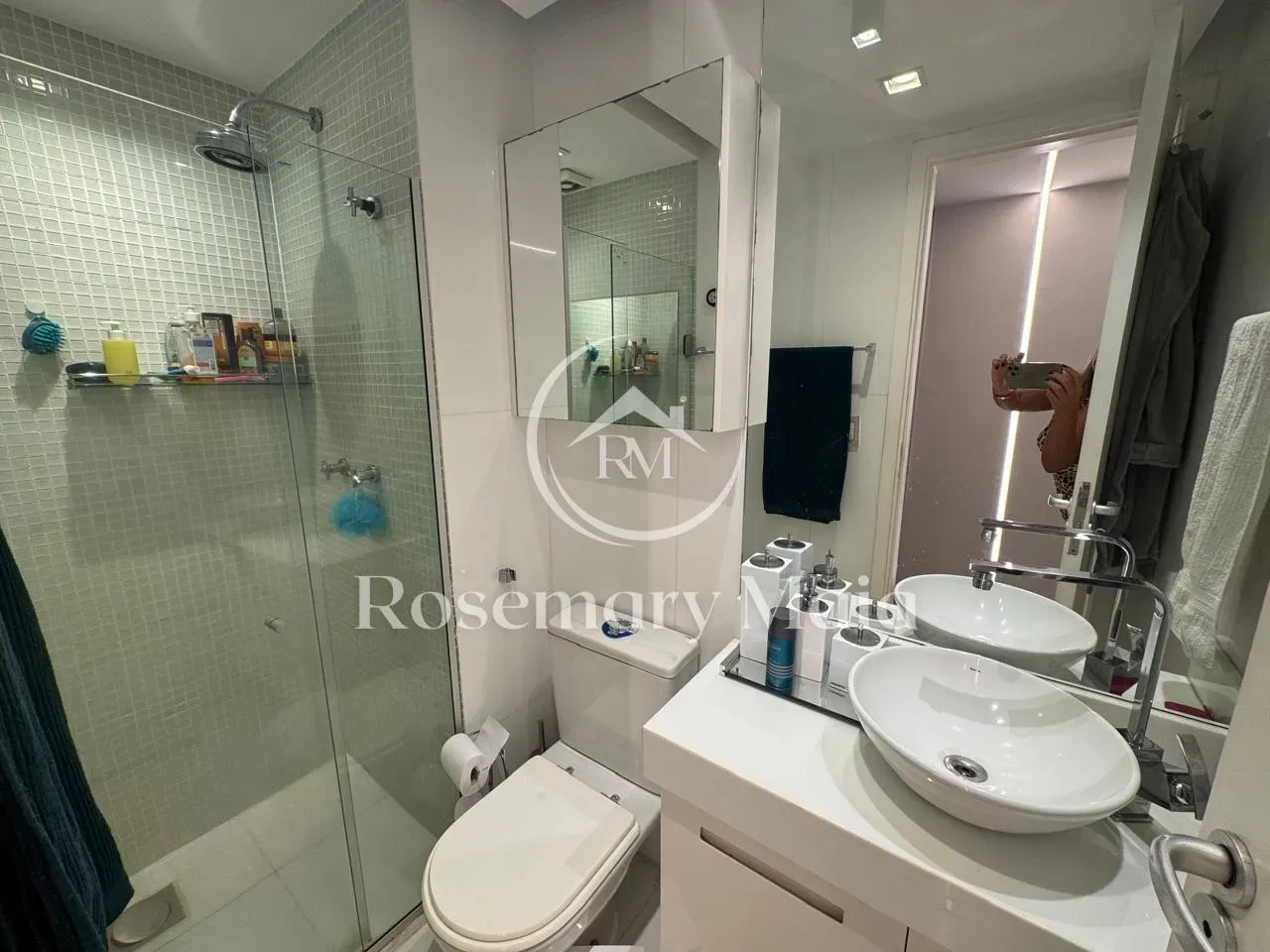Furnished 2-bedroom, 2-bath apartment with 2 parking — photo 8