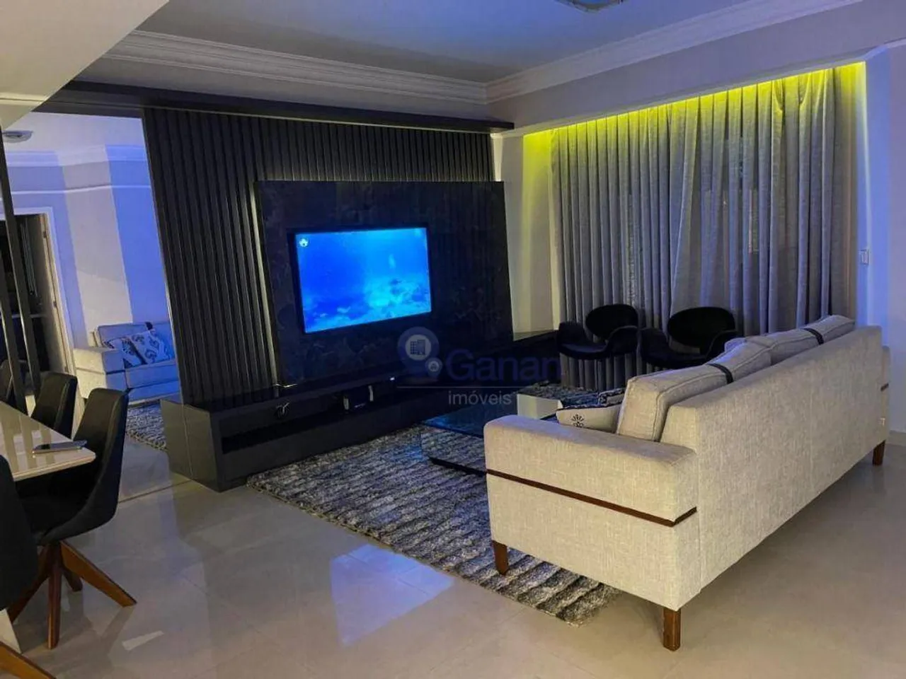 Sobrado mobiliado com 3 quartos, 4 banheiros e 4 vagas — photo 4