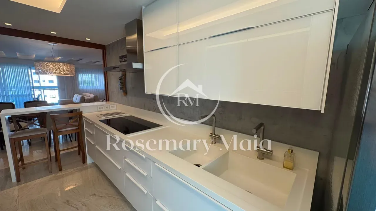 179 m² apartment with 3 bedrooms and 3 parking spaces — photo 25