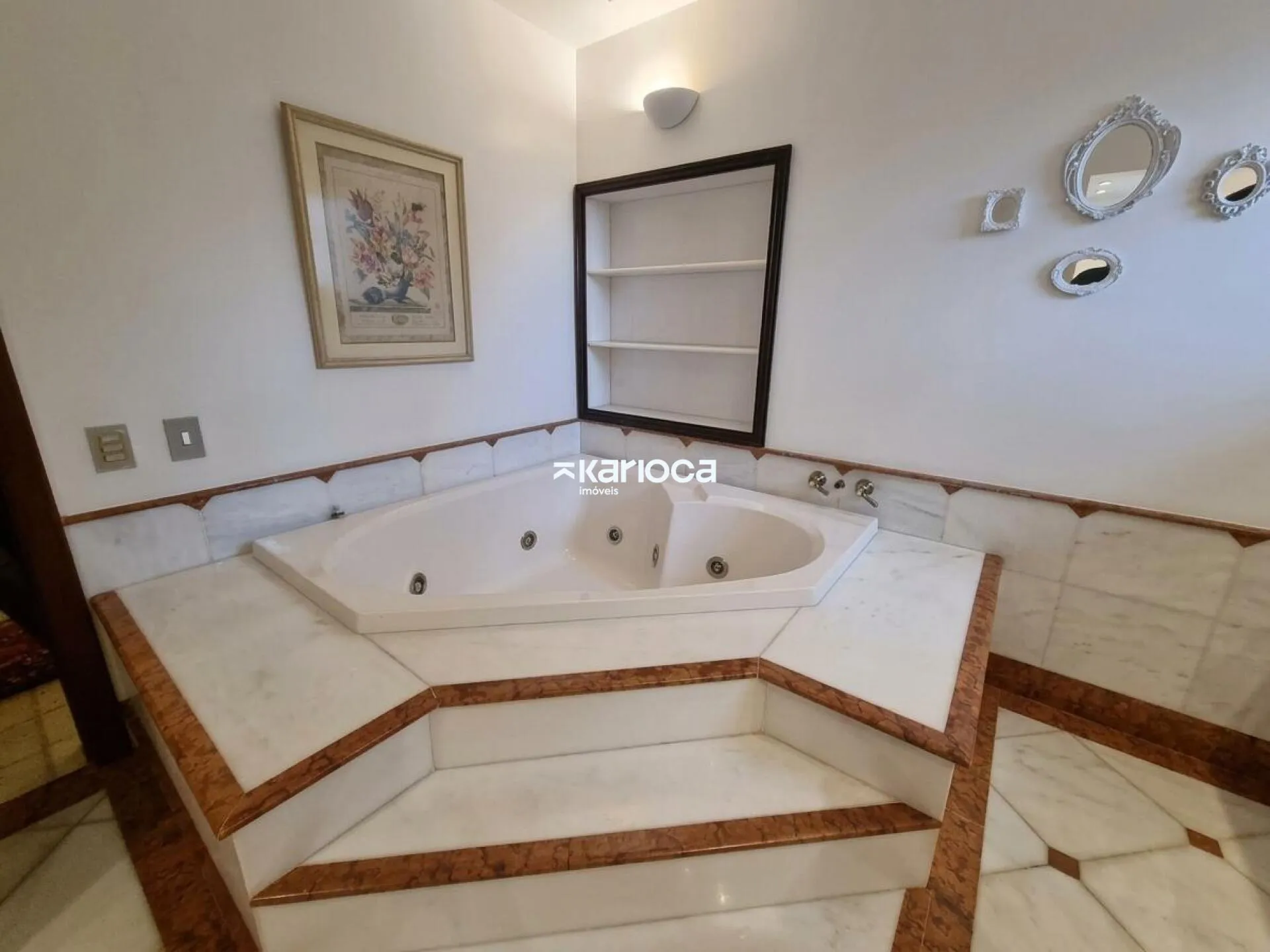 Меблированная квартира 1000 м² с 5 спальнями — photo 45