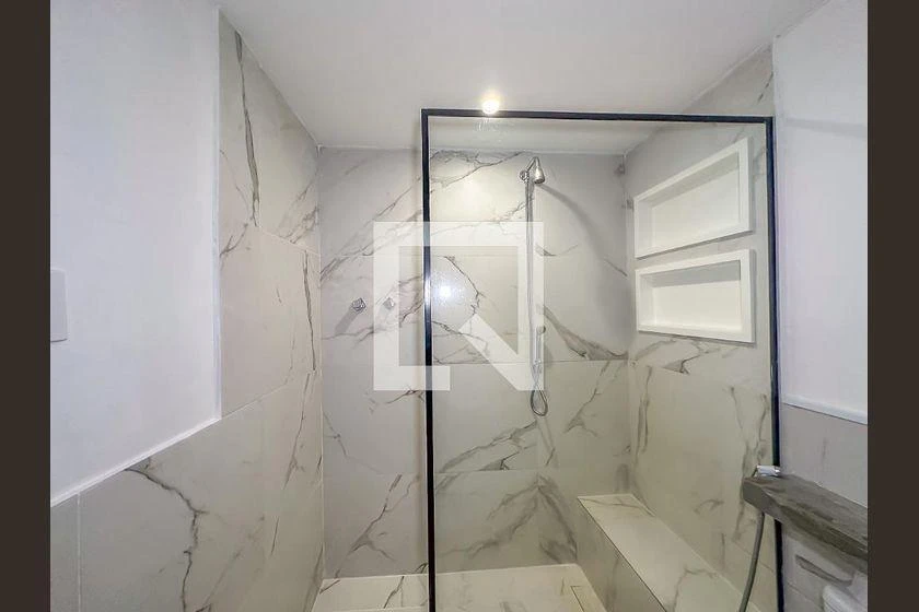 170 m² apartment with 3 bedrooms and a suite — photo 41