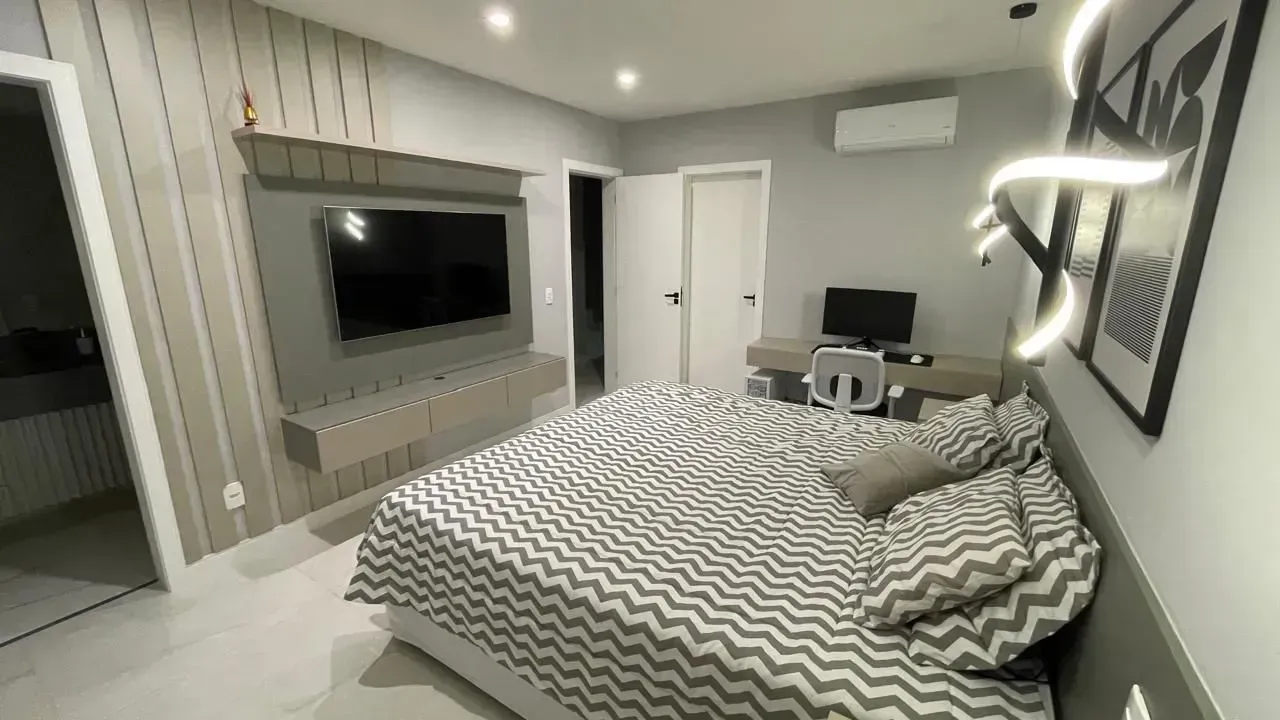 Furnished house with 4 bedrooms and open-plan kitchen — photo 8