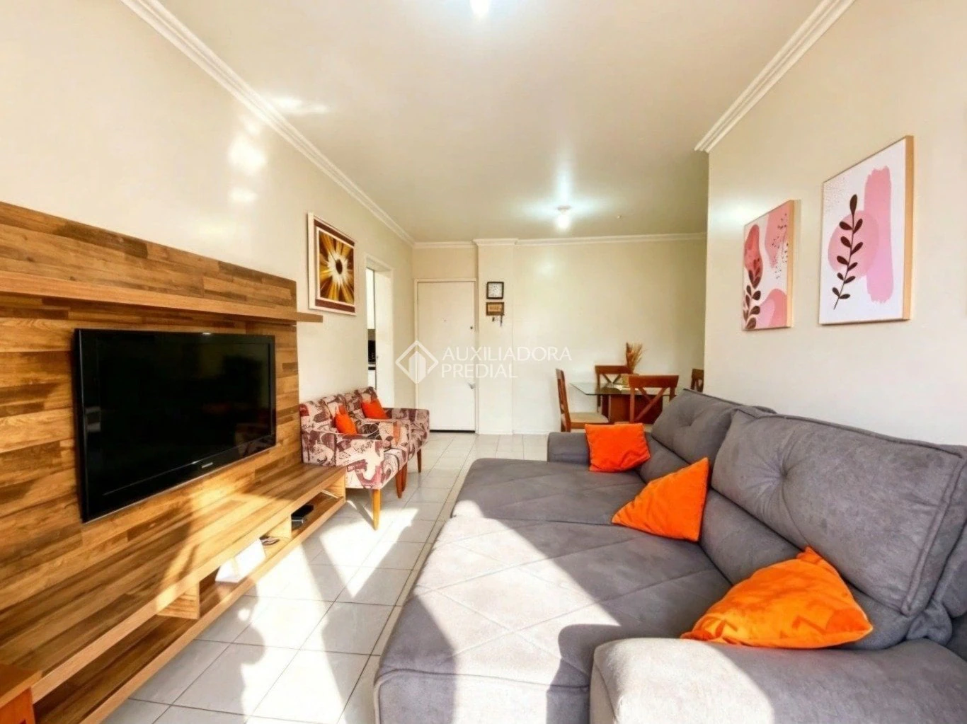 73 m² apartment with 2 bedrooms, balcony and 1 parking — photo 3