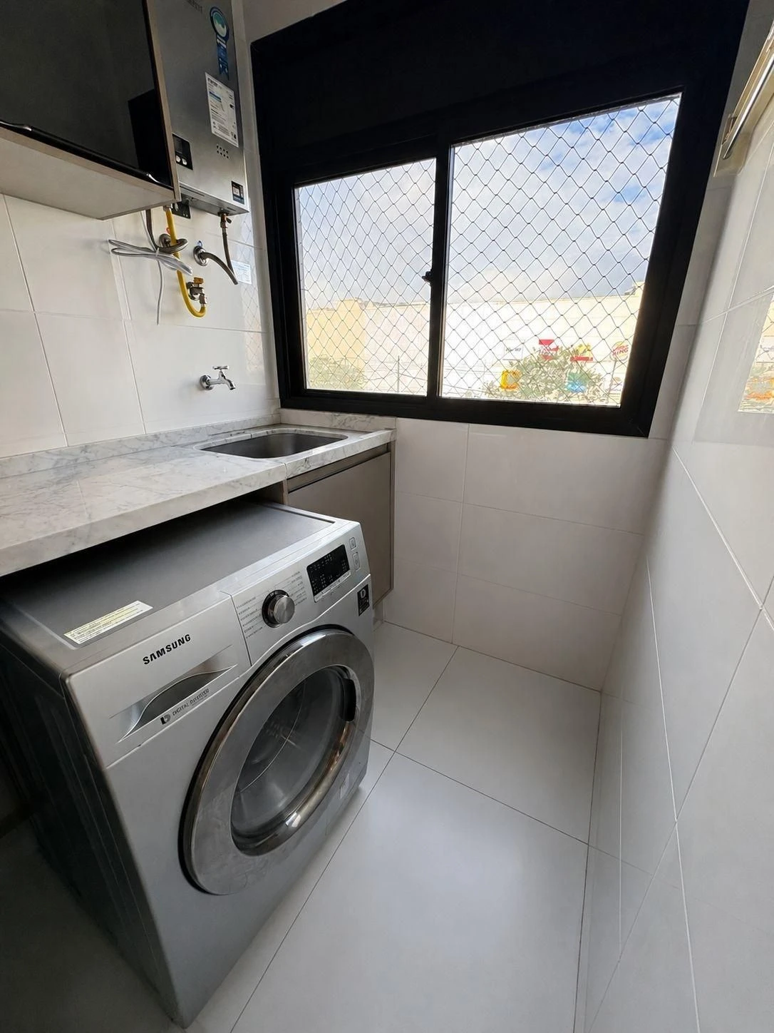 2-bedroom apartment in a building with a pool — photo 16