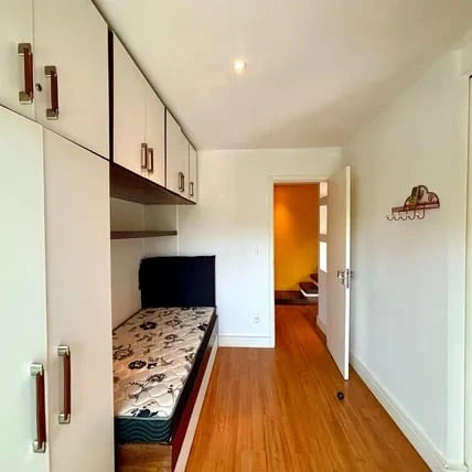 Панорамные окна и 2 спальни: квартира 180 м² — photo 6