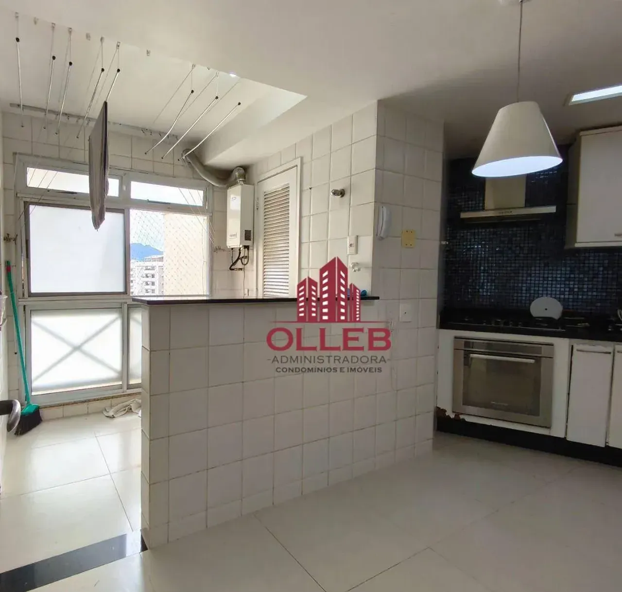 3-bedroom apartment with 4 bathrooms and enclosed balcony — photo 8