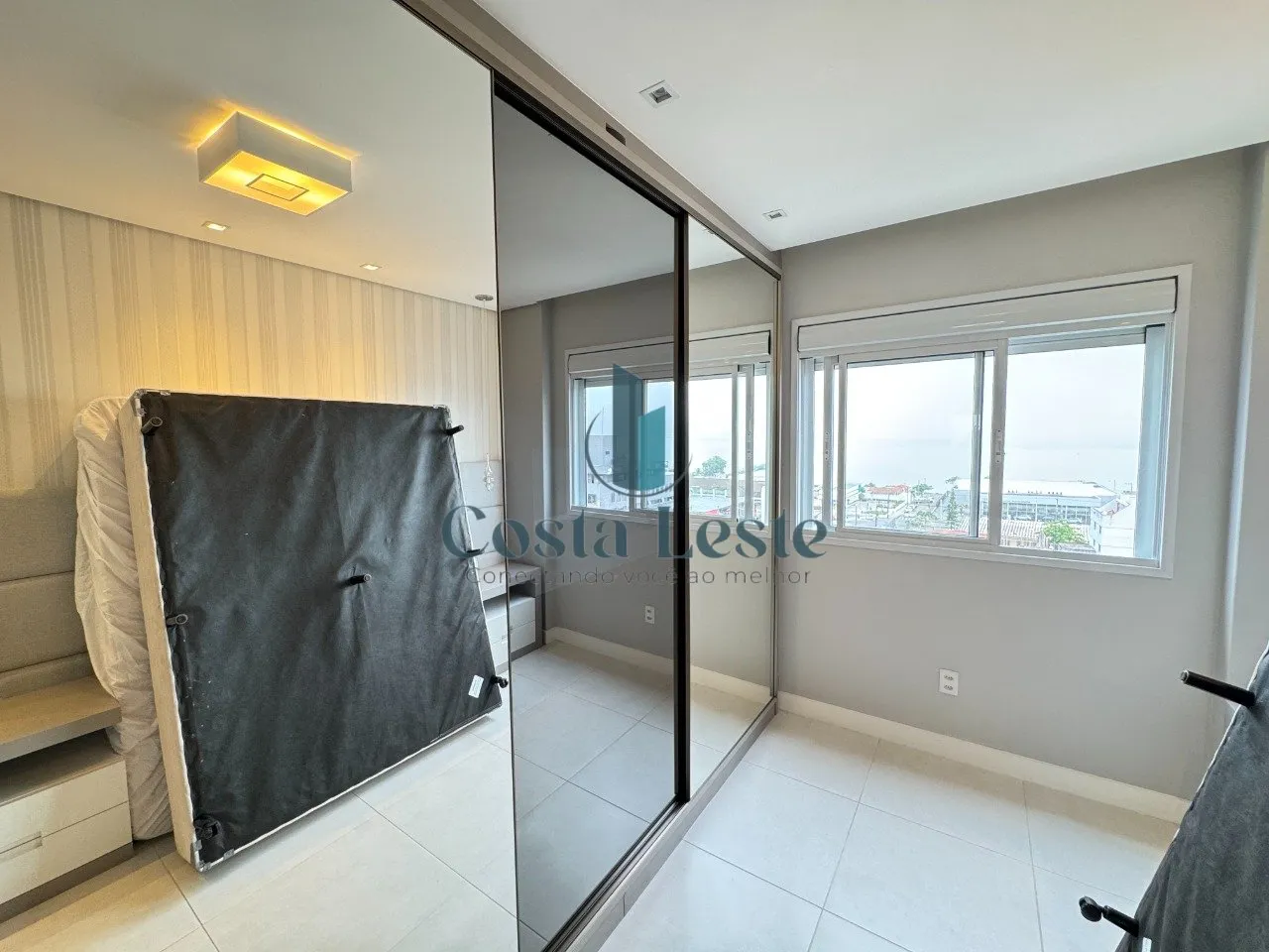 3-bedroom apartment with a home office in Florianópolis — photo 26