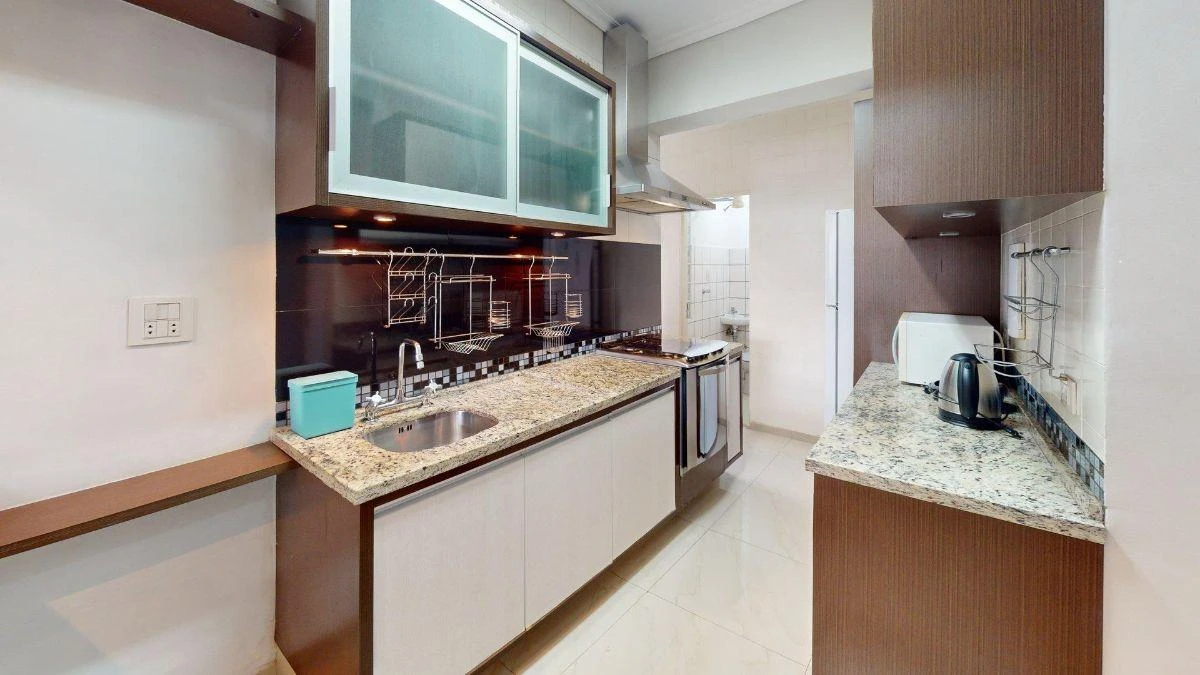 91 m² apartment with a home office and a washing machine — photo 21