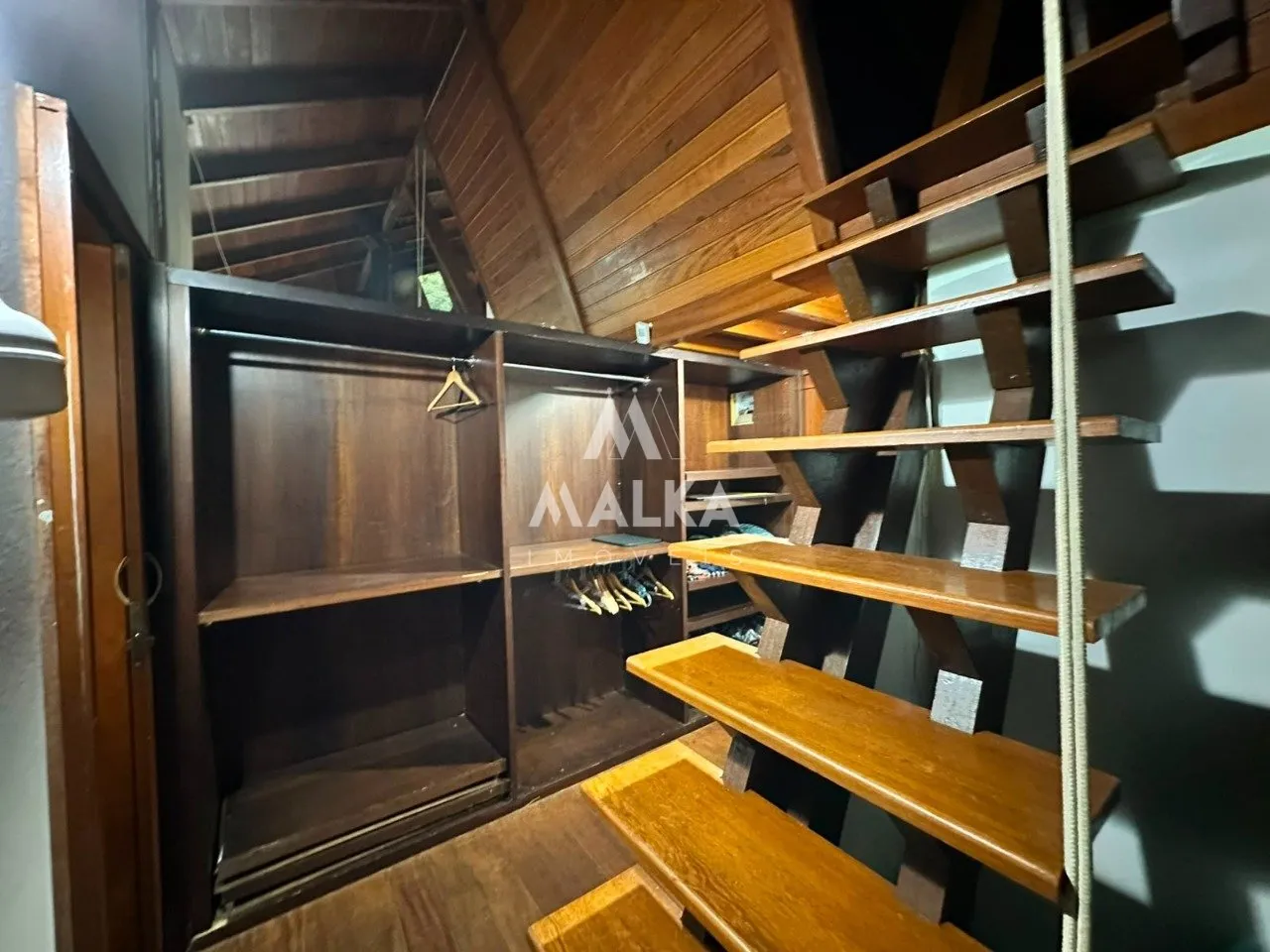 Casa mobiliada com 4 suítes e cozinha aberta a gás — photo 38