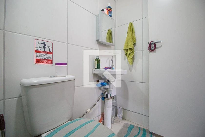 2-bedroom apartment in a building with a gym — photo 12
