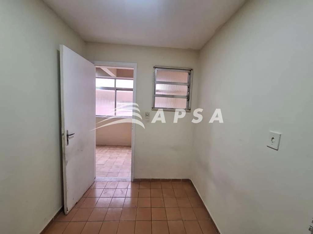 Apartment with 2 bedrooms and shared BBQ area — photo 26