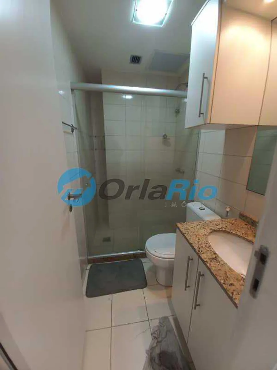 Furnished 1-bedroom apartment with open-plan kitchen — photo 12