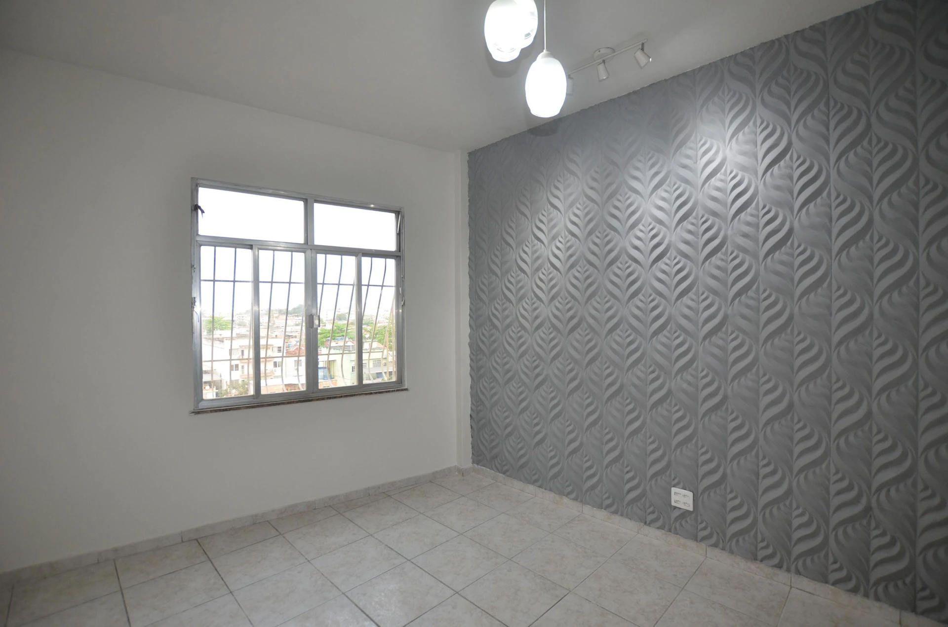 3-bedroom apartment with 2 bathrooms and no parking — photo 25