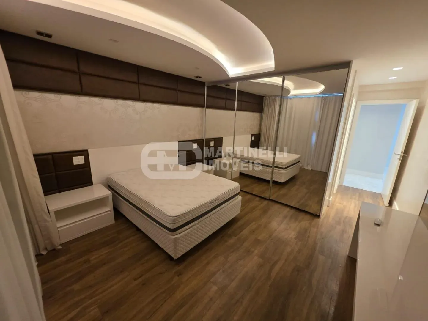 Furnished house with 5 bedrooms and 5 bathrooms — photo 27