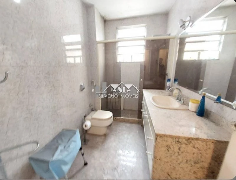 Furnished 4-bedroom apartment with 4 bathrooms — photo 31