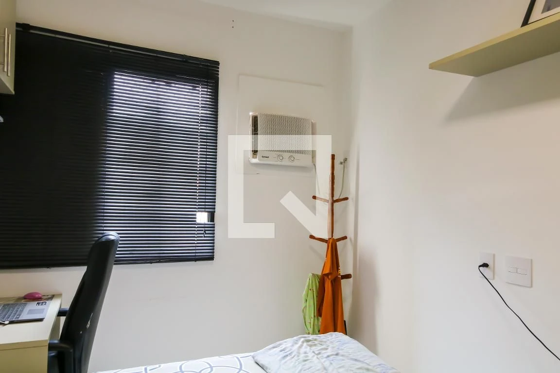 2-bedroom apartment with a home office — photo 22