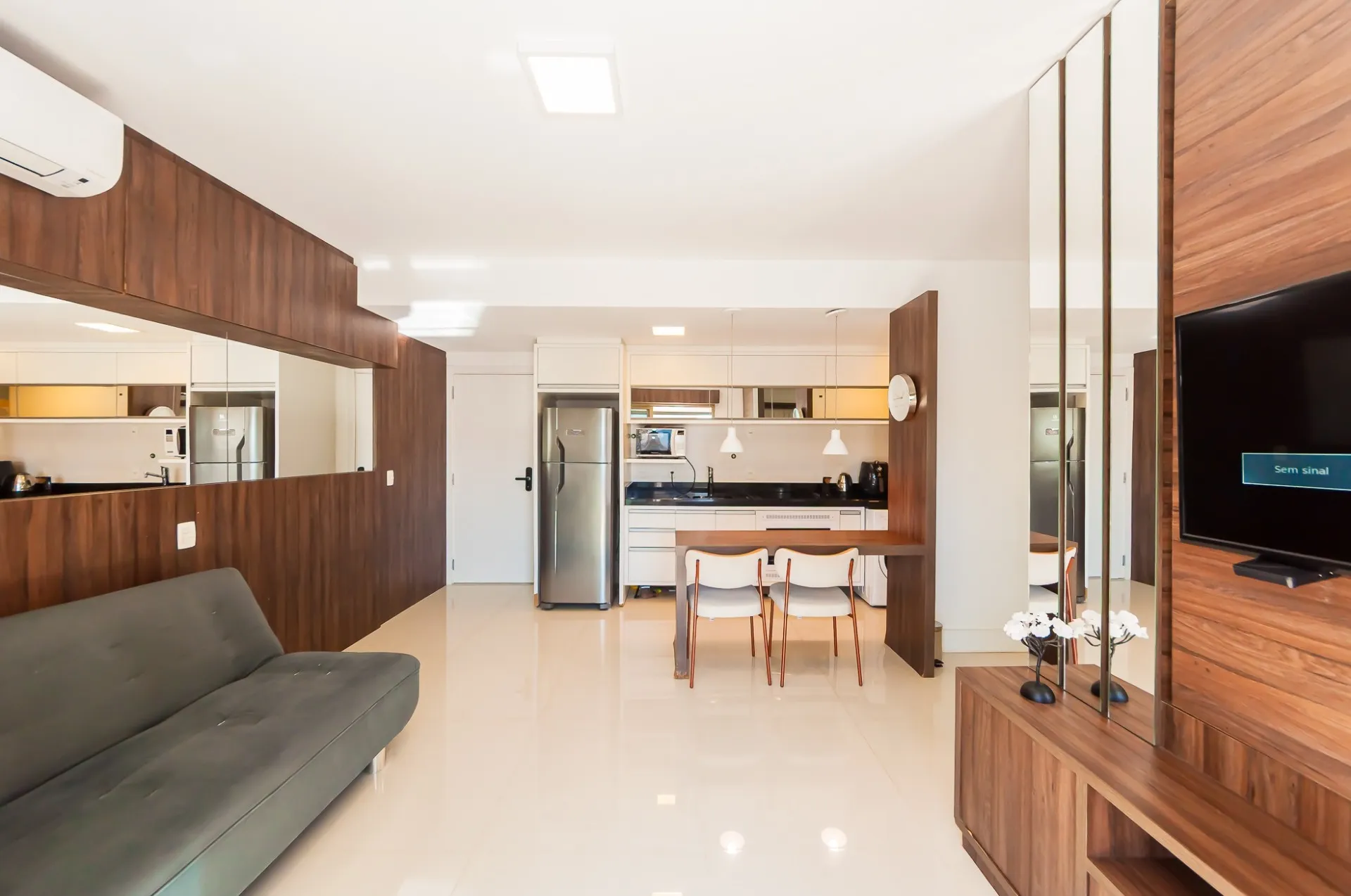Apartamento mobiliado de 70 m² com 1 quarto e varanda — photo 10