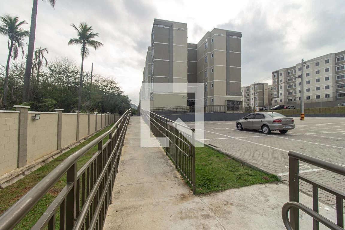2-bedroom apartment in a building with a pool — photo 6