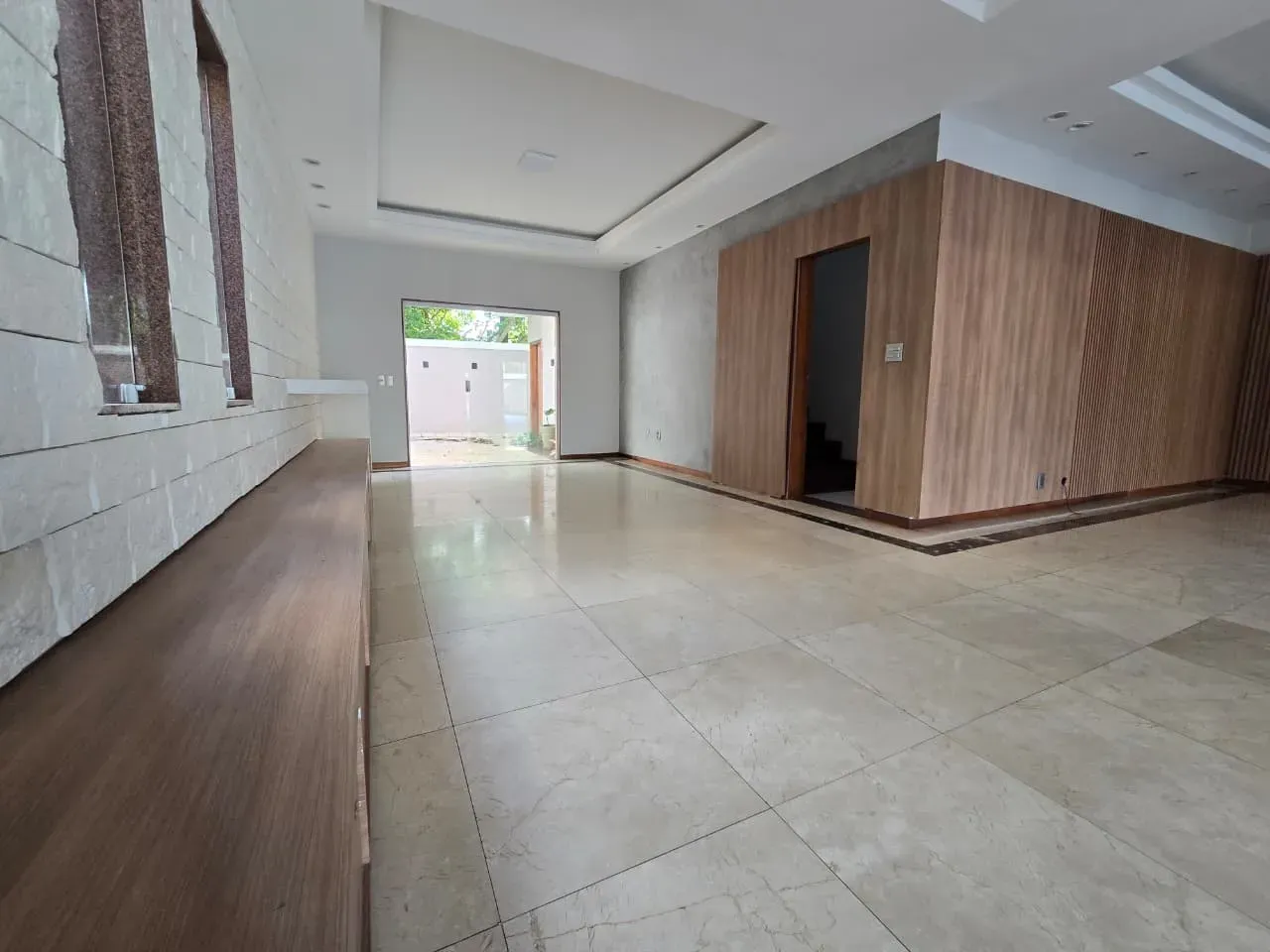 Будинок на 450 м² з 4 спальнями та кухнею з газом — photo 43