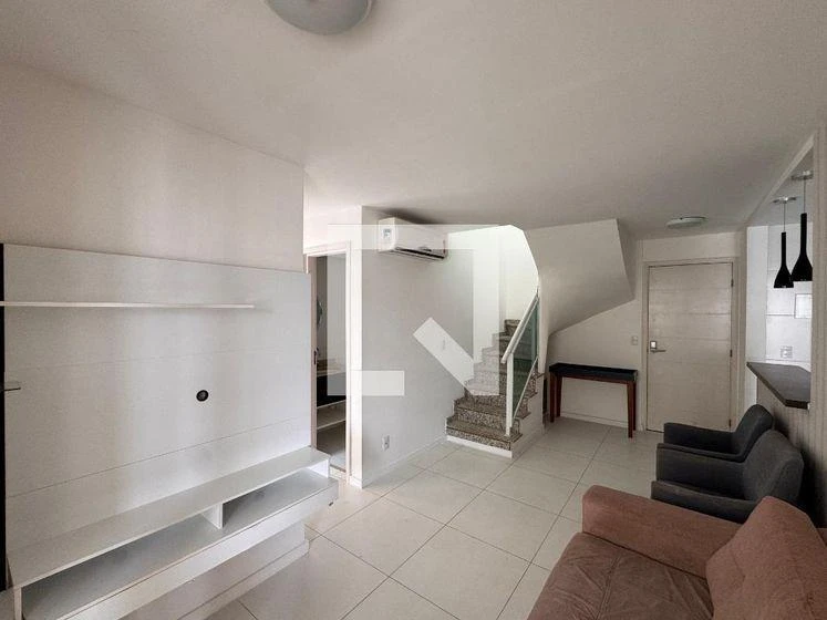 3-bedroom apartment with a mountain view in Rio de Janeiro — photo 19