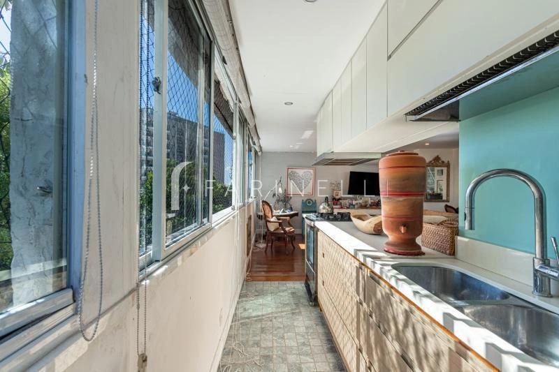 Apartamento mobiliado com 3 quartos e 5 banheiros — photo 27