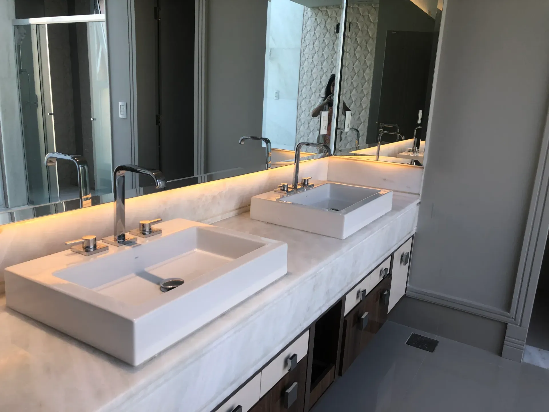 Condominium house with 4 bedrooms and 5 bathrooms — photo 38