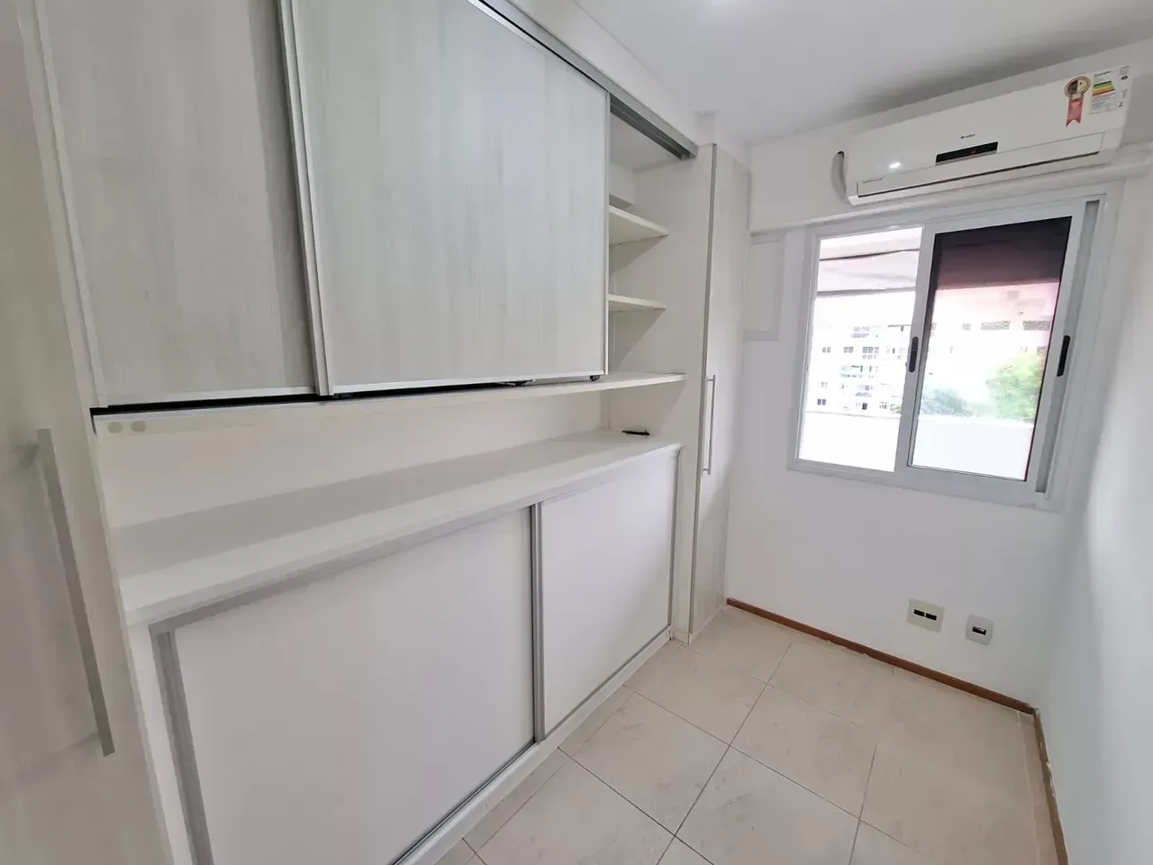 Apartamento de 2 quartos com 3 banheiros e cozinha fechada — photo 16