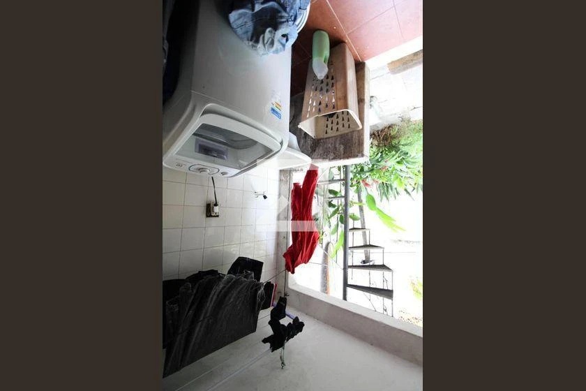 Casa mobiliada com 2 quartos e cozinha a gás — photo 26