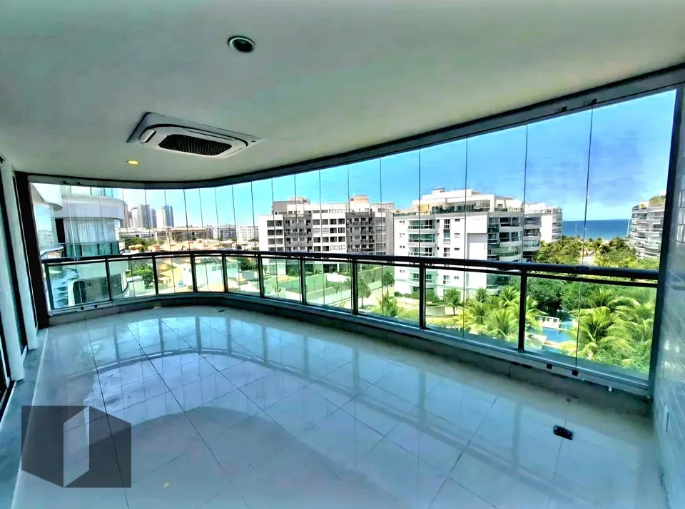Penthouse with 5 bedrooms and balcony BBQ — photo 17