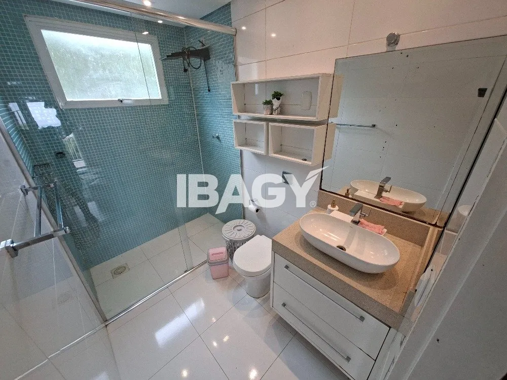 Меблированный дом с балконом и вcтроенным грилем — photo 20
