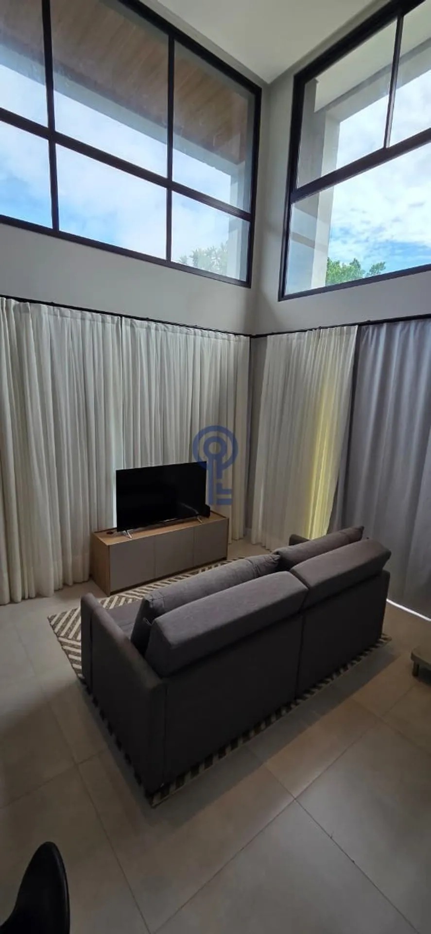 Furnished duplex apartment with 1 bedroom and 2 parking