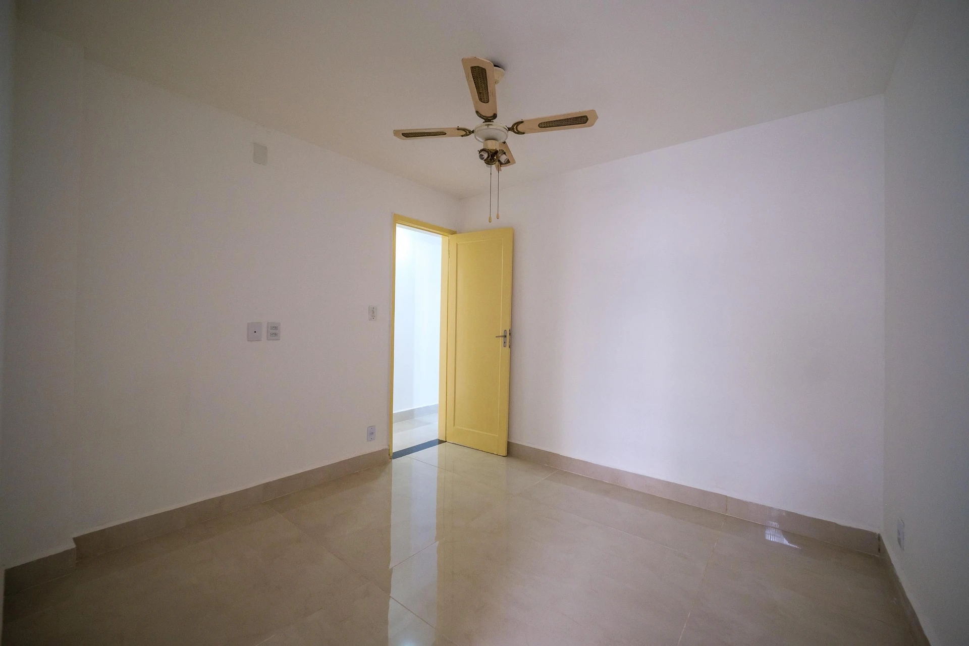 2-bedroom apartment with 1 parking space and private garden — photo 24