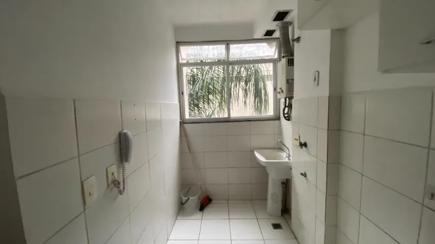 Apartamento de 2 quartos em condomínio com piscina — photo 10