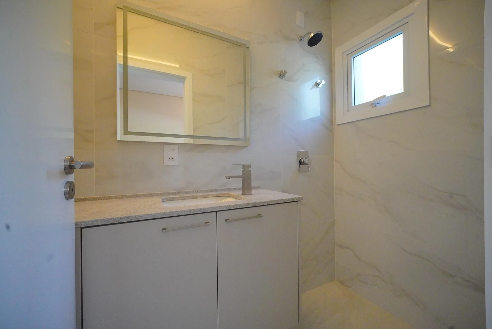 Джакузі та 3 спальні: квартира 159 м² — photo 7