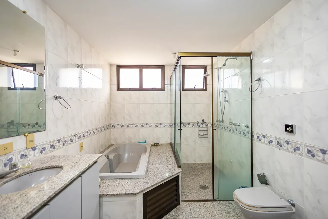 Apartamento de 334 m² com 4 quartos e cozinha a gás — photo 10