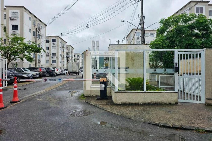 2-bedroom apartment in a building with a gym — photo 38