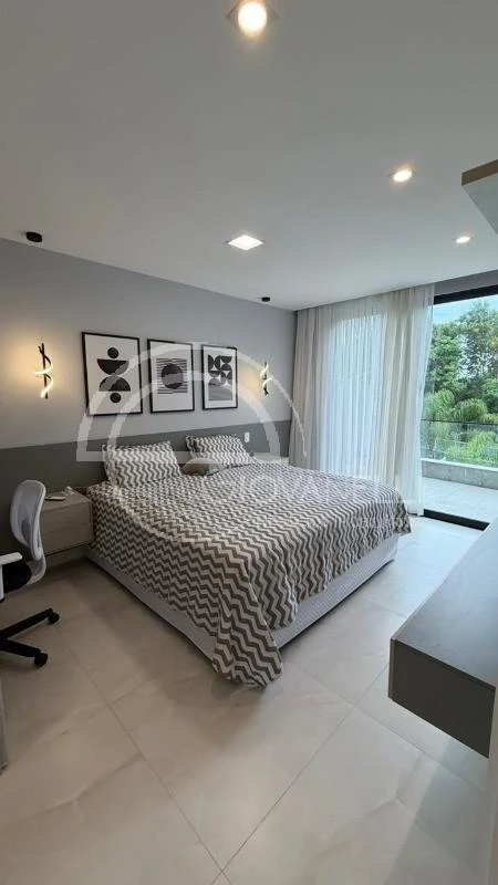 Furnished triplex house with 4 en-suite rooms — photo 3