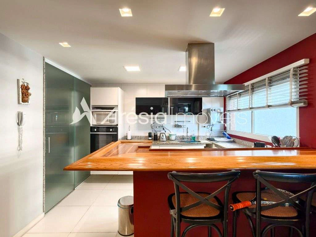 Apartamento mobiliado com 2 quartos e 100 m² — photo 3