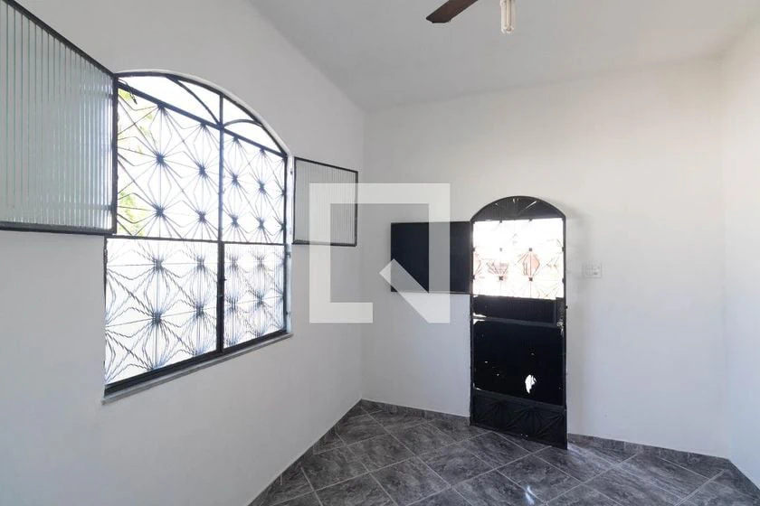 Rental house with 3 bedrooms and private garden — photo 23