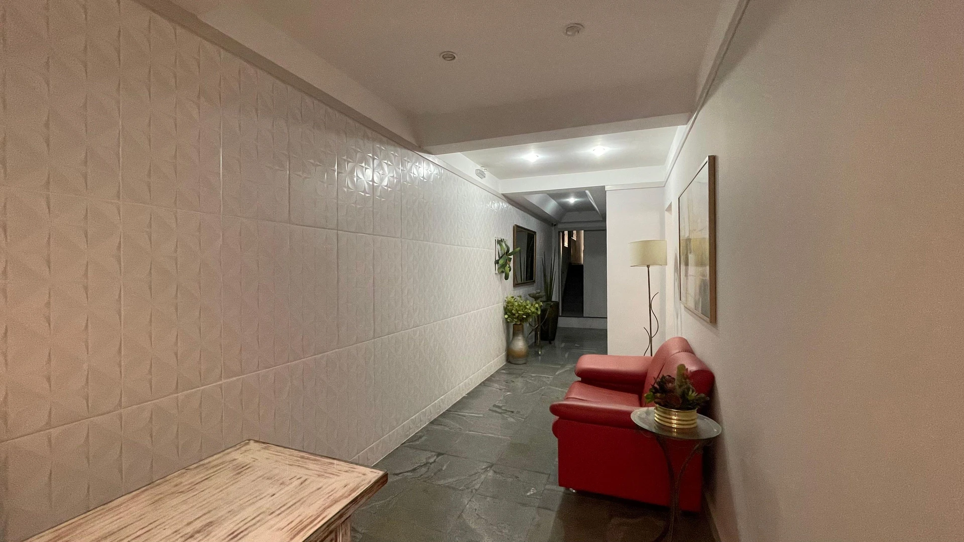 Робоче місце та 2 спальні: квартира 61 м² — photo 42
