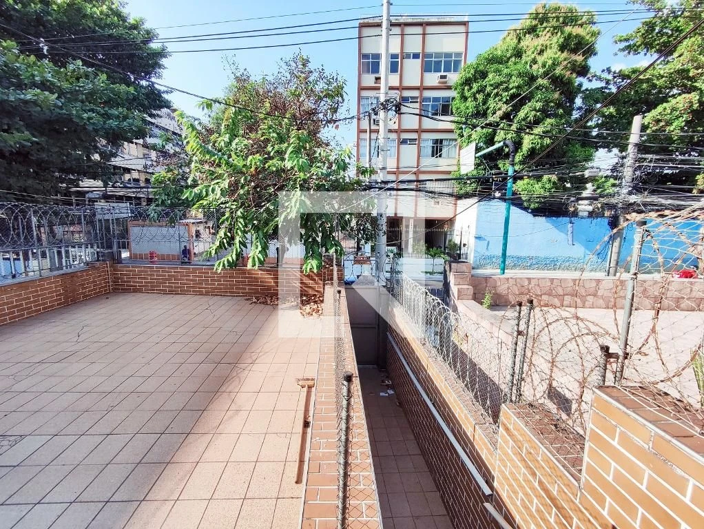 Garden in a 3-bedroom house, 150 m² — photo 12