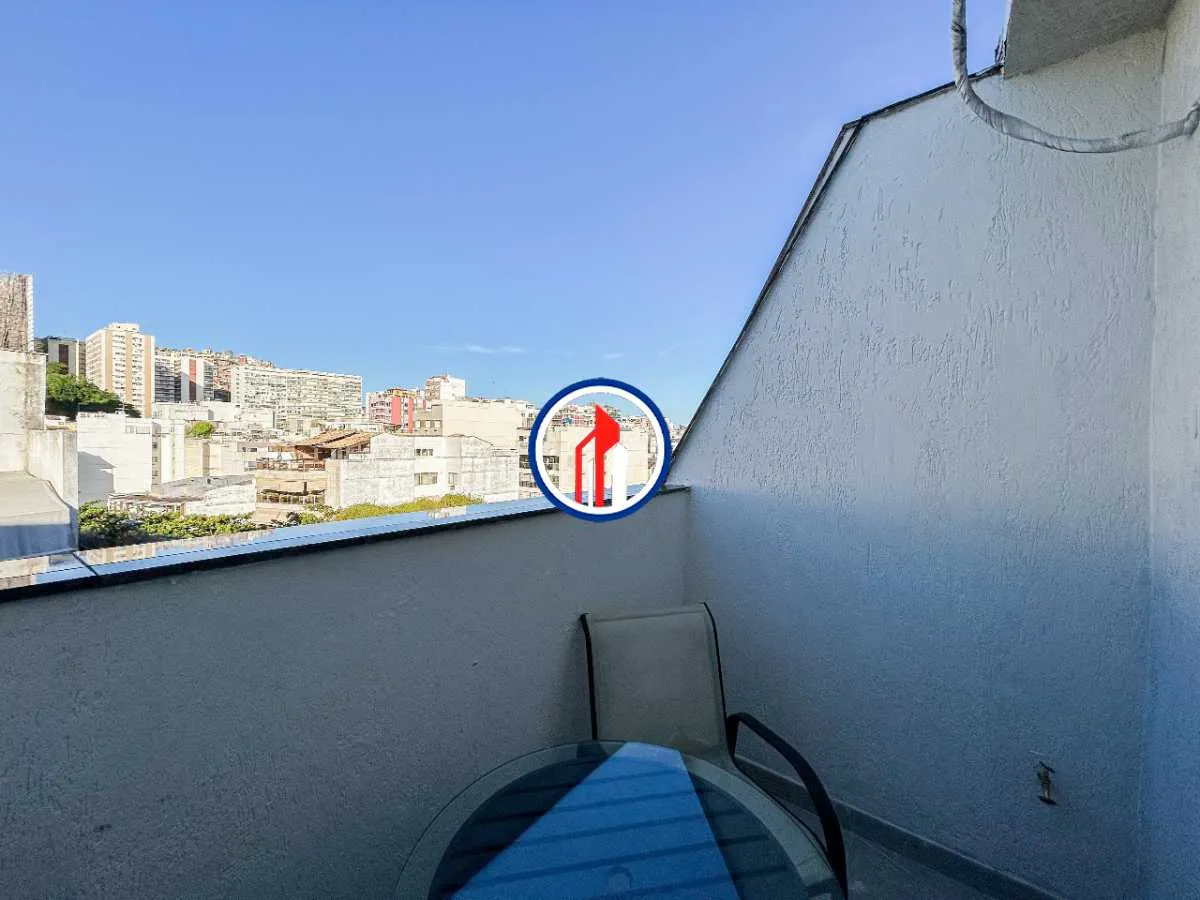 Furnished duplex apartment with 1 bedroom and 1 parking — photo 22