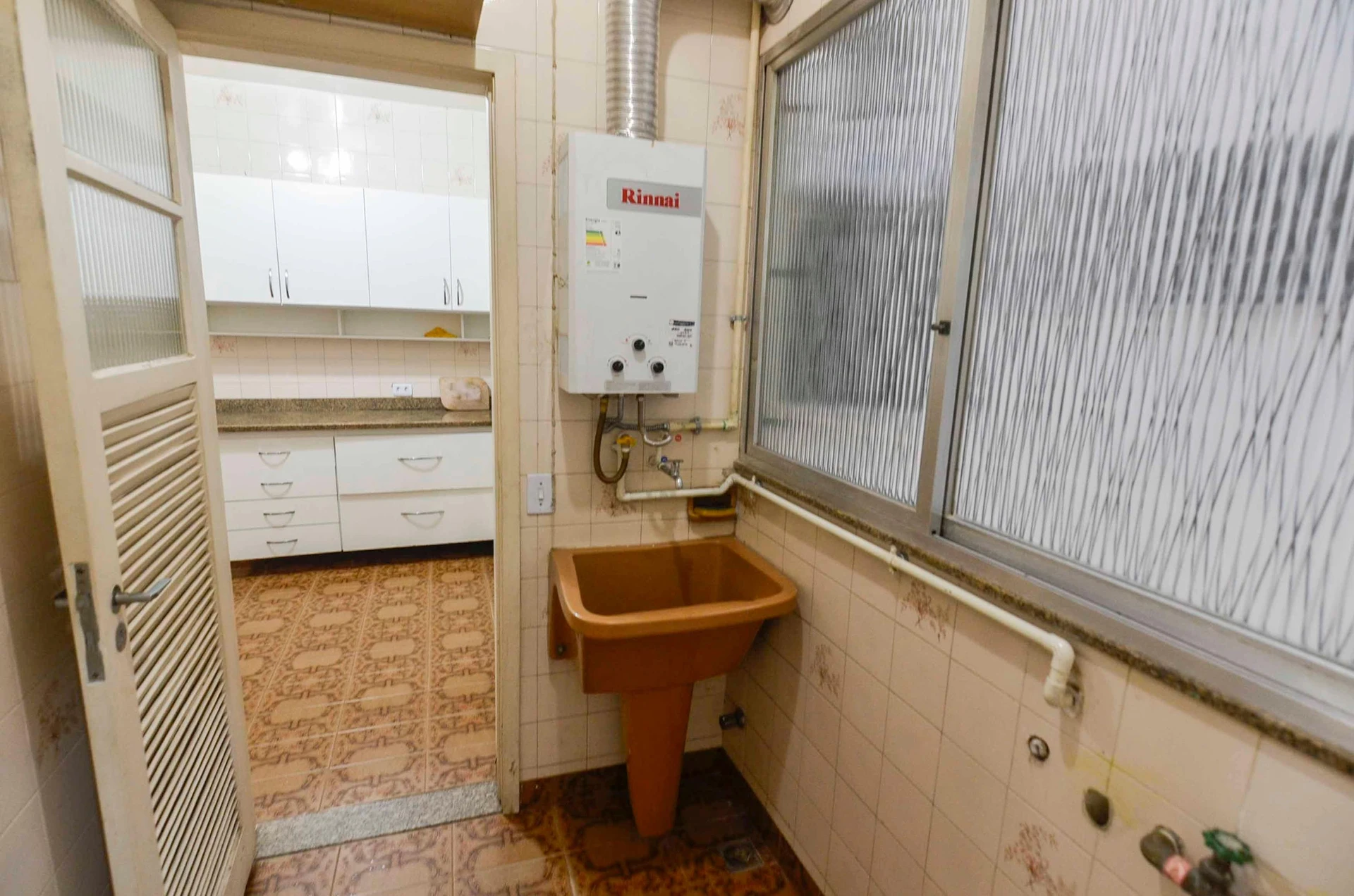 3-bedroom apartment with 2 parking spaces — photo 37