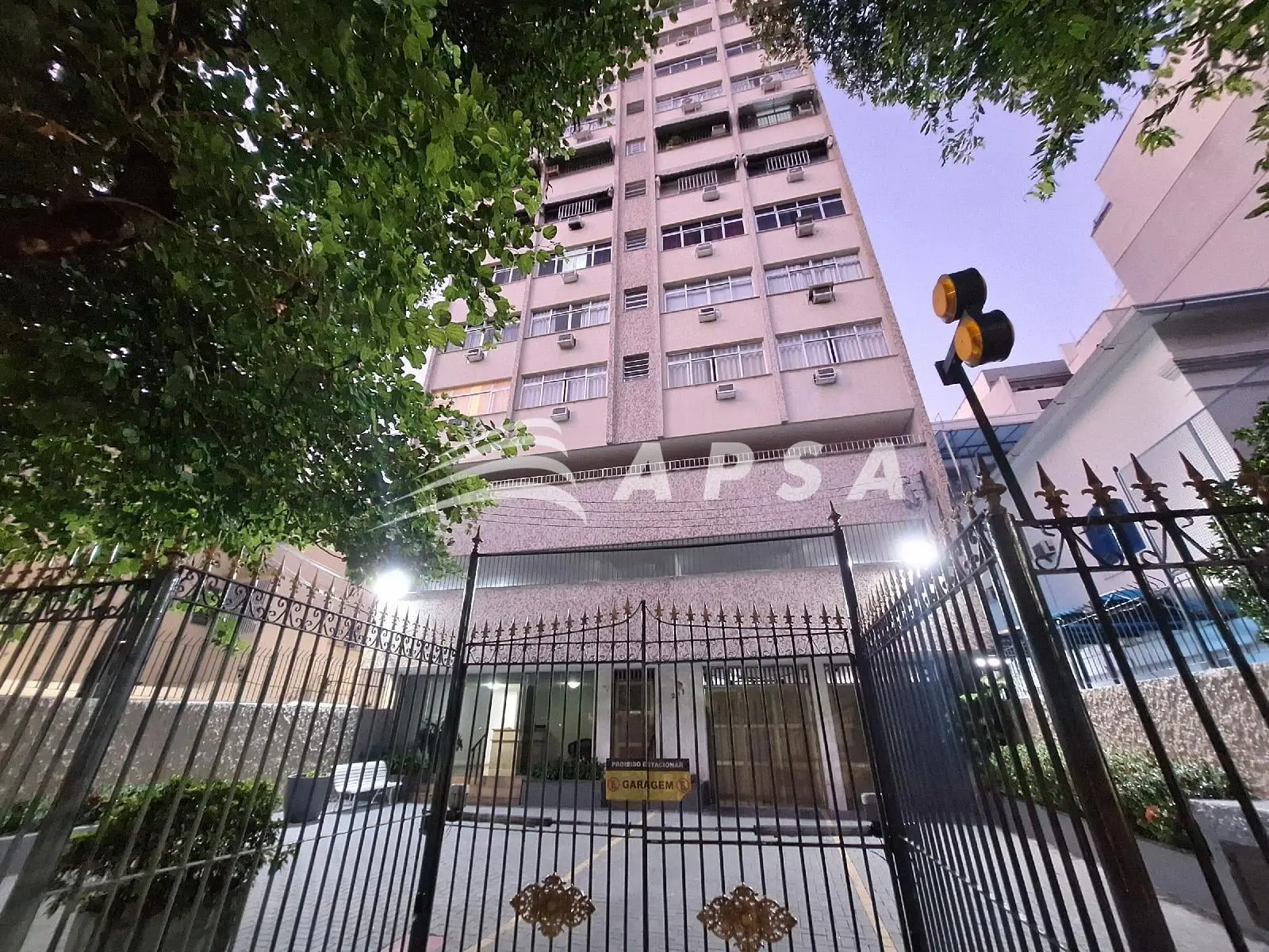 Mountain view in a 3-bedroom apartment, 120 m² — photo 12