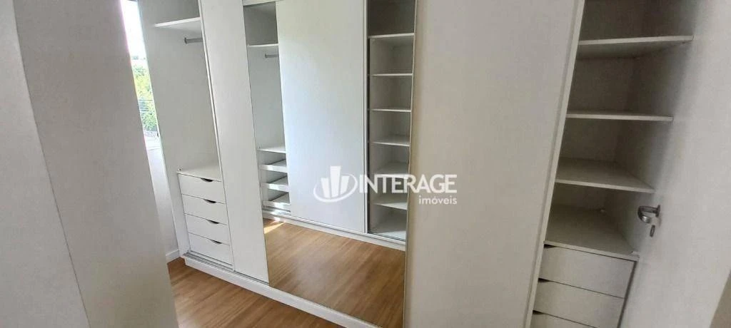 3-bedroom apartment with wood or laminate floors in Curitiba — photo 7