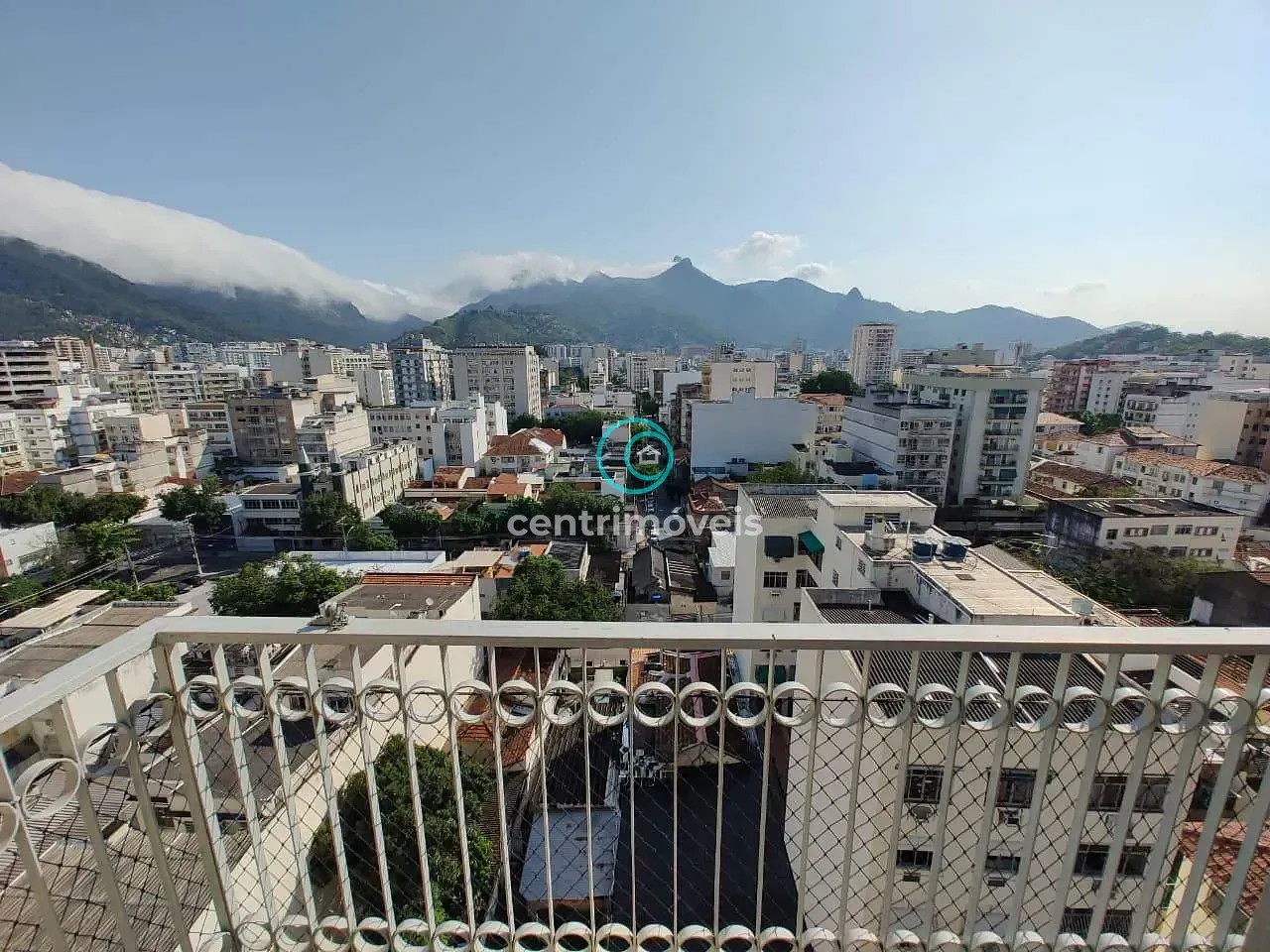 Mountain view in a 2-bedroom apartment, 64 m² — photo 10