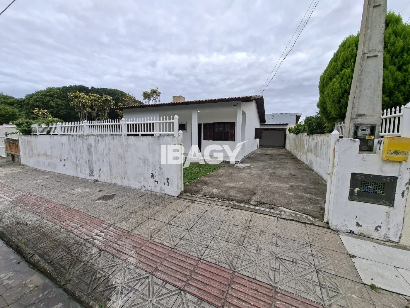 4-bedroom house with a water view in Florianópolis — photo 14