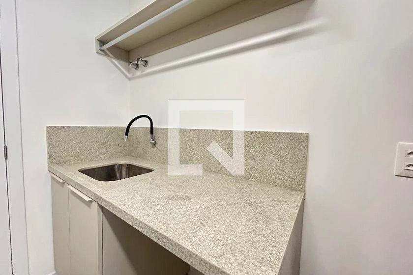 Furnished apartment, 42 m², with a washing machine — photo 25
